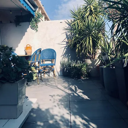 Joliette Panier, Vue Et Terrasse T1 Marseille